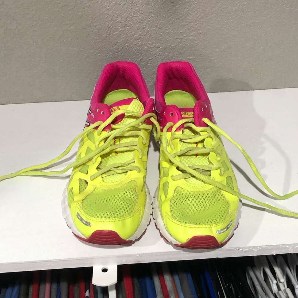 Women’s Shoes